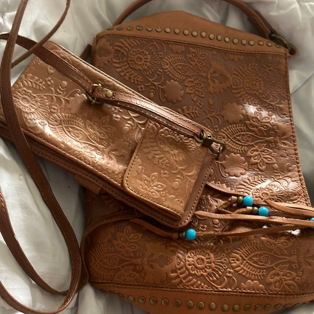 Sak leather handbag with smartphone crossbody